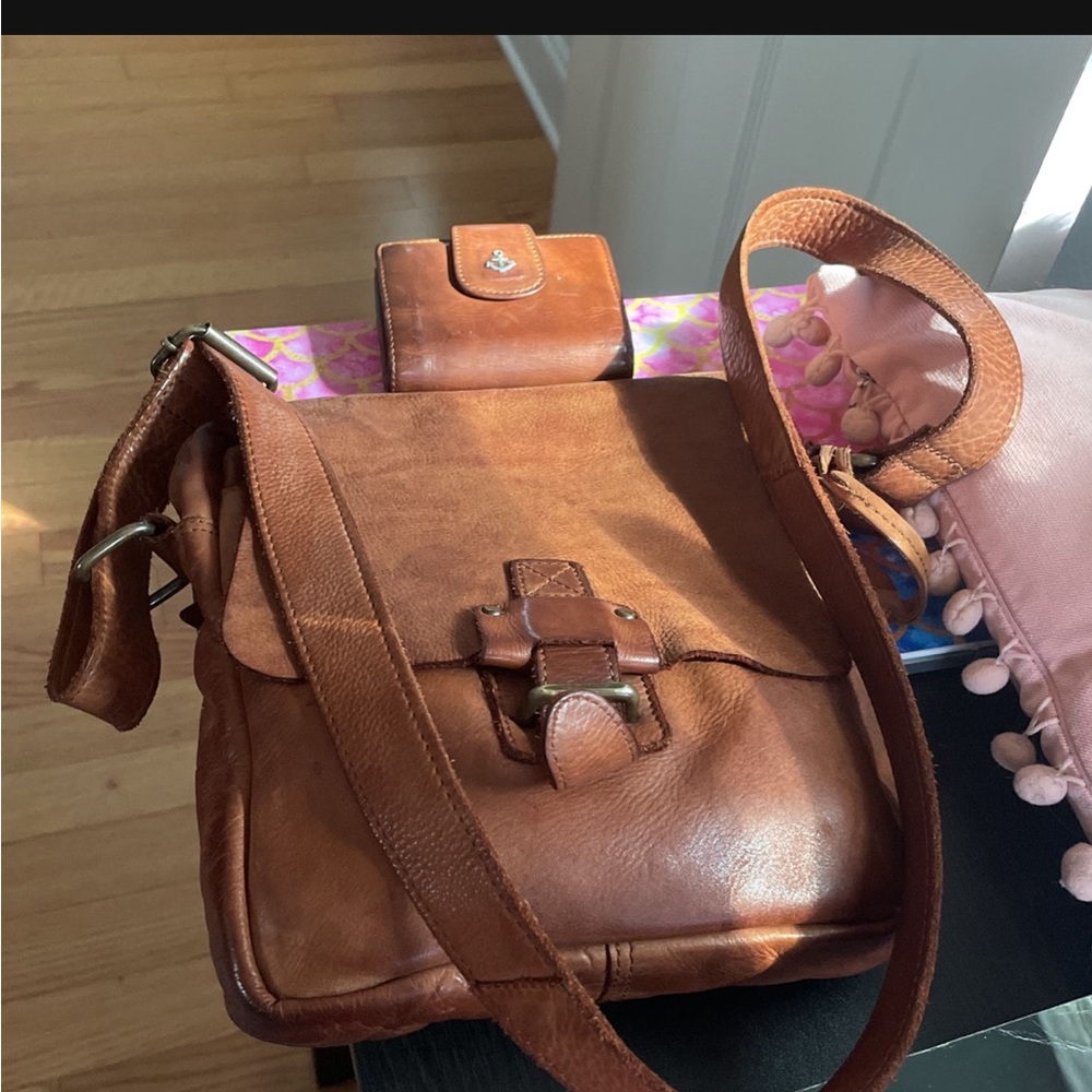 Harbour 2nd crossbody purse and wallet